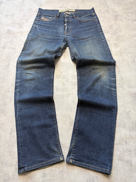 Diesel Straight Fit Denim Jeans (M)