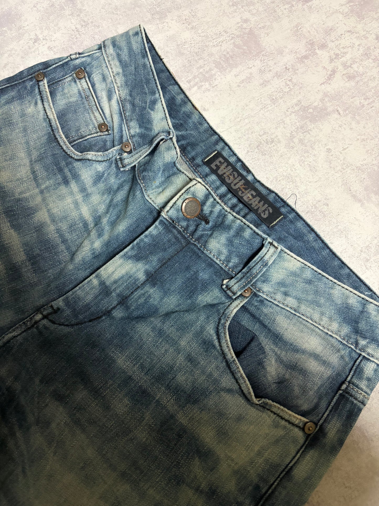 Vintage Evisu Blue Washed Straight Fit Jeans with Rare Print (M/L)