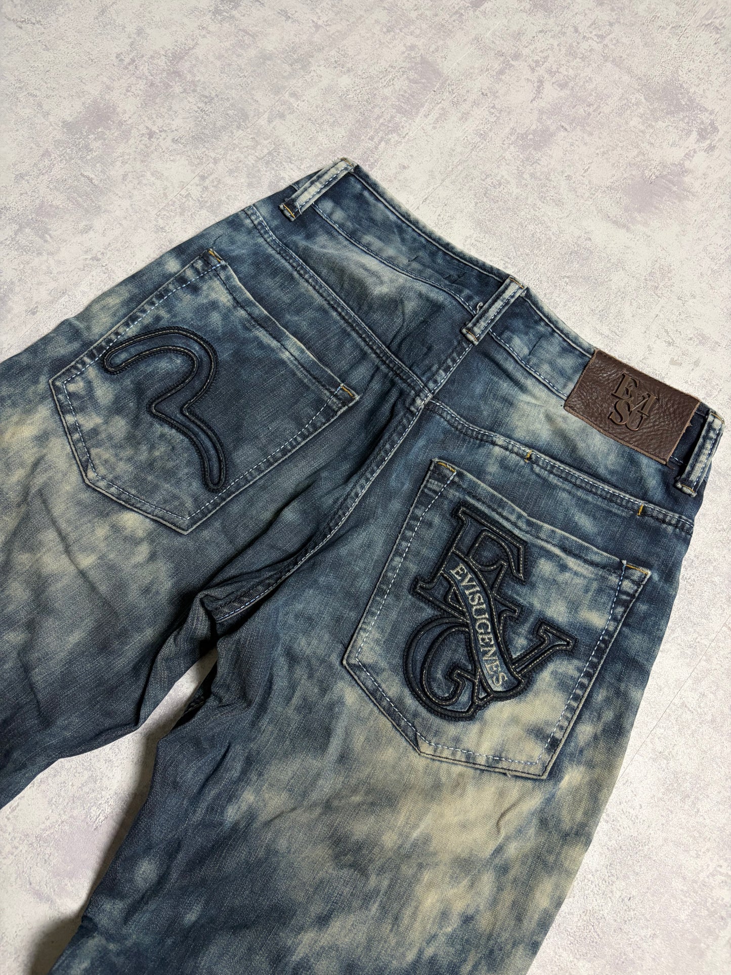 Vintage Evisu Blue Washed Straight Fit Jeans with Rare Print (S/M)
