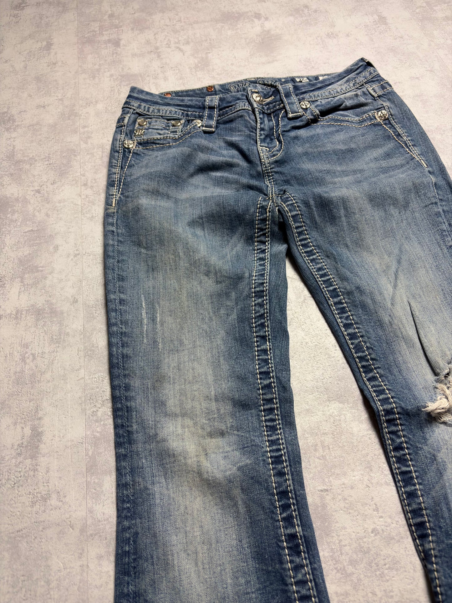 Miss Me Y2K Low Waist Embroidery Bootcut Jeans (XS/S)