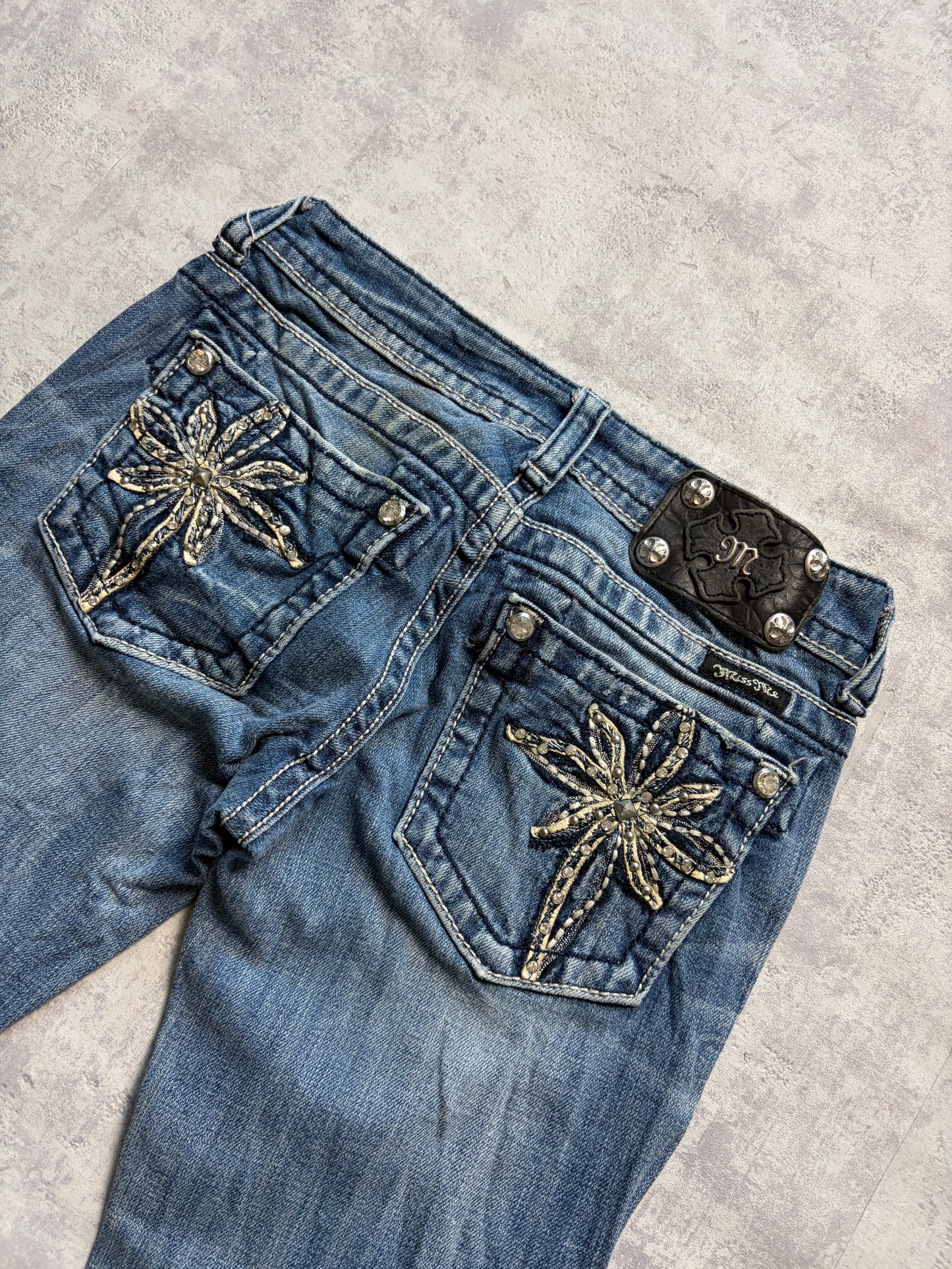 Miss Me Y2K Low Waist Embroidery Bootcut Slim Jeans (XS/S)