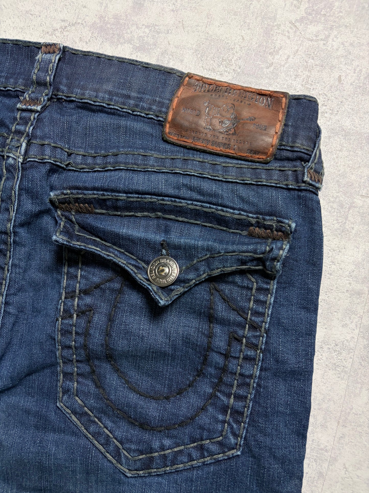True Religion Ricky Super T Straight Bootcut Denim Jeans (L)