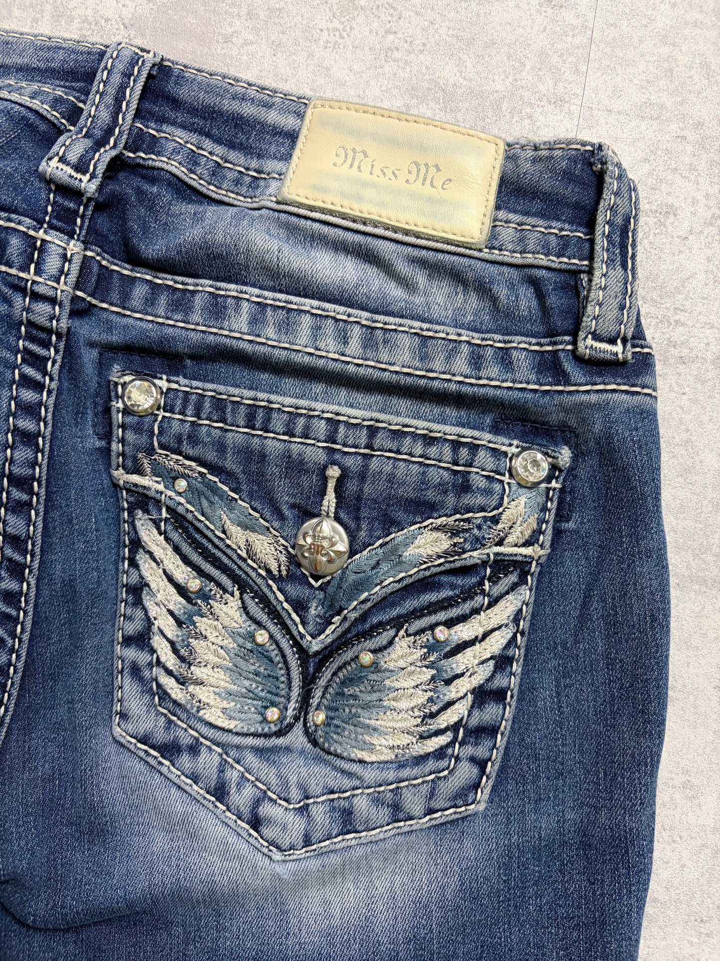 Miss Me Y2K Low Waist Embroidery Bootcut Slim Jeans (XS/S)