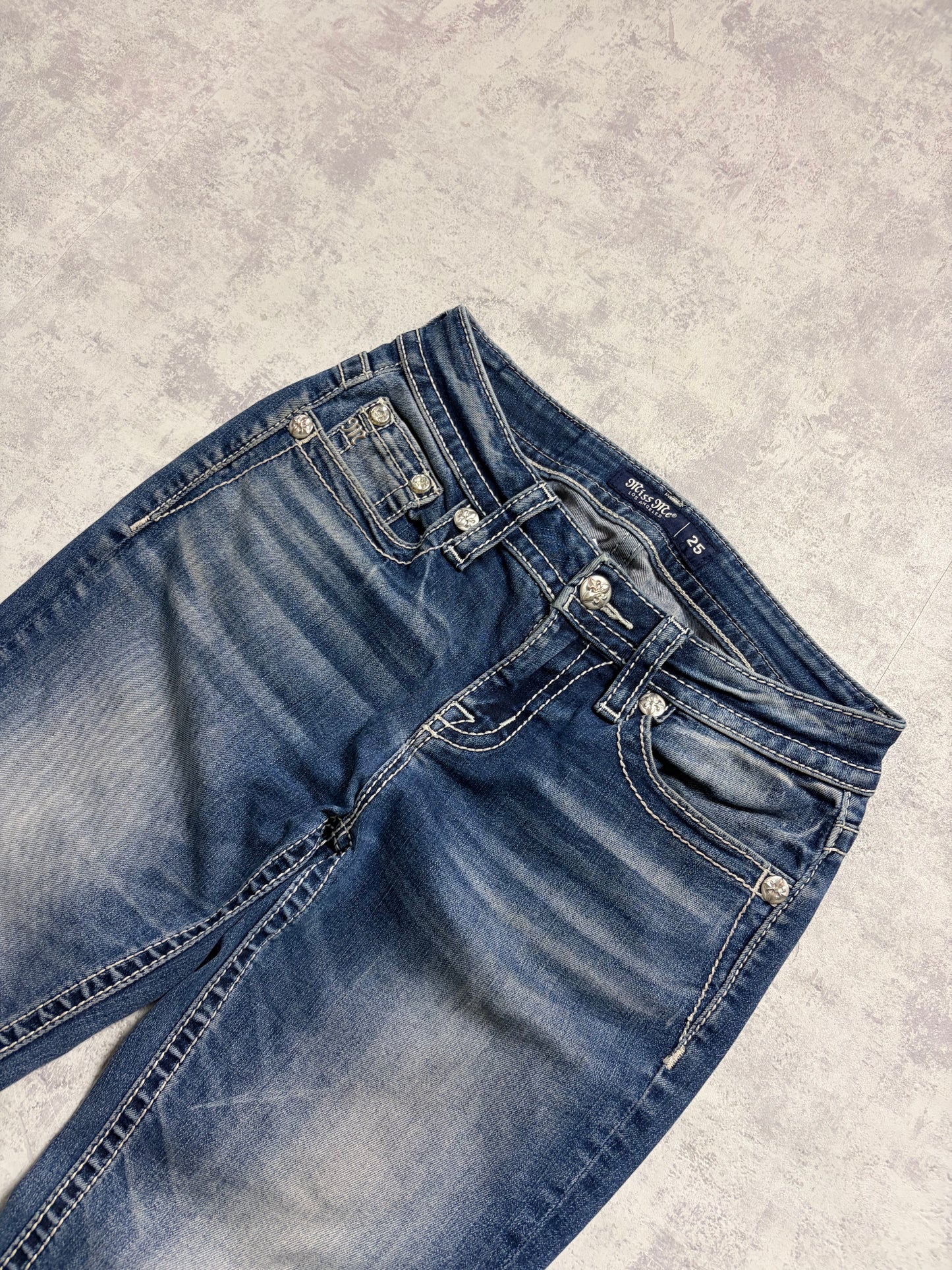 Miss Me Y2K Low Waist Embroidery Bootcut Slim Jeans (XS/S)