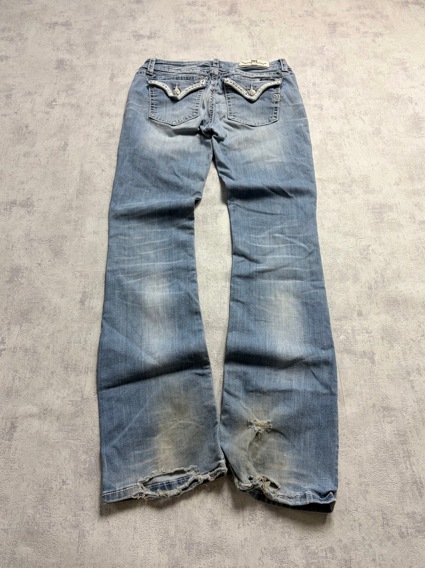 Miss Me Y2K Embroidery Ripped Bootcut Jeans (M)