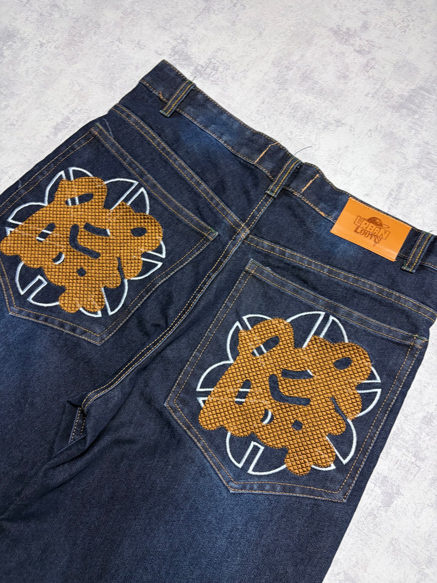 Vintage Japanese Style Baggy Straight Denim Jeans (L/XL - W36 L32)
