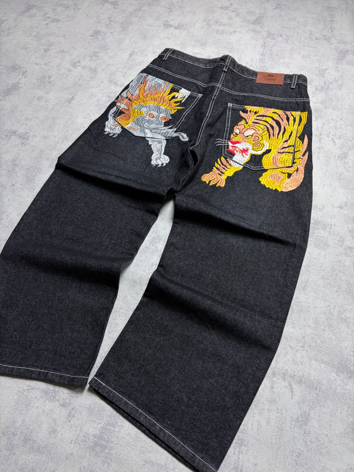 Vintage Japanese Style Baggy Straight Denim Jeans (L - W34)