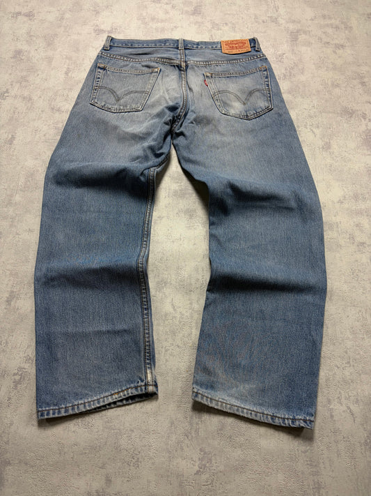 Straight Fit Levis 505 Jeans Denim (M - W34 L29)