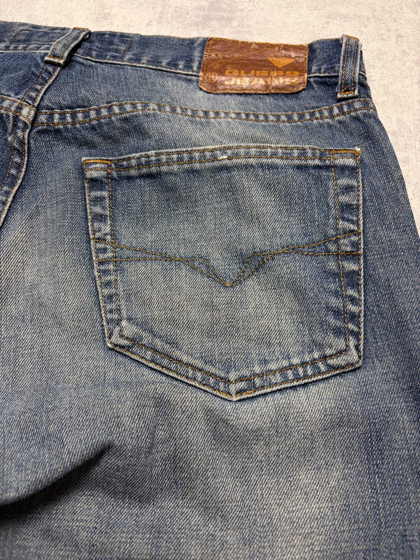 Straight Fit Guess Jeans Denim (M)